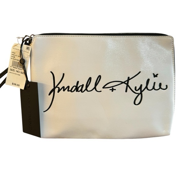 Kendall & Kylie NWT White‎ and Black clutch wristlet with dust bag - Picture 3 of 13